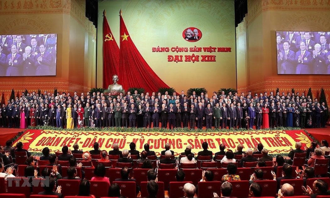 Ban Chấp hành Trung ương Đảng khóa XIII đã ra mắt Đại hội.