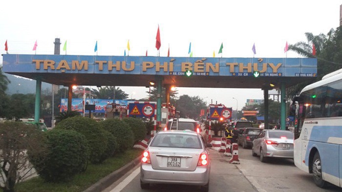 Trạm thu phí BOT Bến Thuỷ.