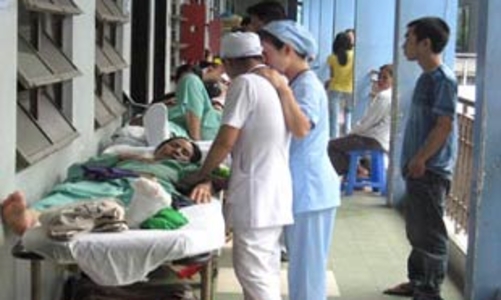 Dự luật khám bệnh, chữa bệnh: “Xin Quốc hội cứ chặt chẽ”