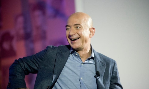 Cổ phiếu Amazon lập kỷ lục mới, Jeff Bezos 