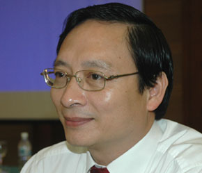 "Theo đánh giá của chúng tôi, hiệu quả của cách tính phí mới đối với nền kinh tế, là sẽ giảm thiểu rủi ro, nâng cao sự minh bạch, tăng cường ổn định an toàn tài chính".