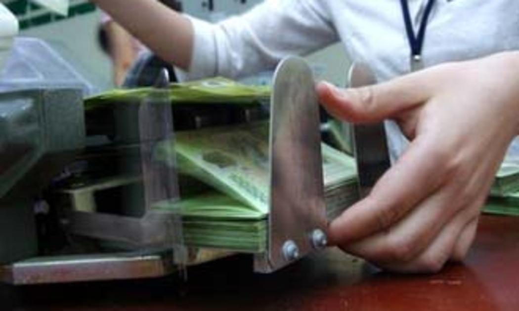 Báo cáo của 70 tập đoàn, tổng công ty cho thấy có 28 trường hợp hoạt động đầu tư chứng khoán, đầu tư thành lập công ty chứng khoán, đầu tư vào công ty quản lý quỹ, ngân hàng, bảo hiểm với giá trị đầu tư là 23.344 tỷ đồng, chiếm 8,7% vốn chủ sở hữu và 20% tổng số vốn đầu tư ra bên ngoài - Ảnh: Việt Tuấn.