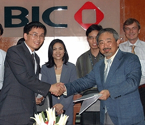 Lễ ký kết hợp đồng nguyên tắc thành lập Công ty TNHH Kinh doanh và Dịch vụ Năng lượng BIDV (BEST).