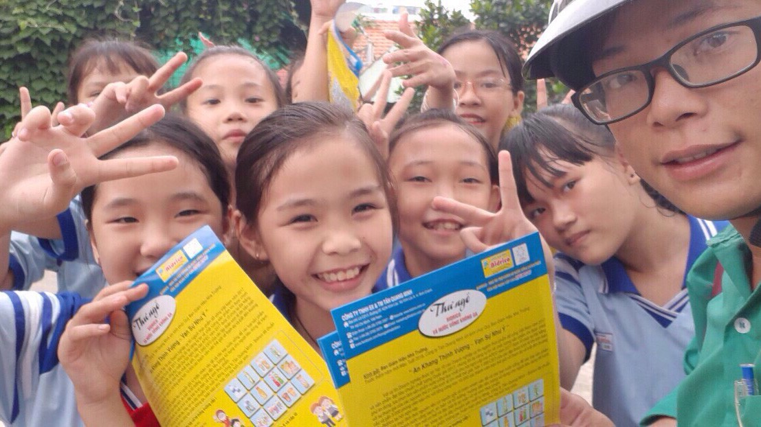 Các sản phẩm nước uống không gas này được doanh nghiệp sản xuất theo công nghệ hiện đại, khép kín và dây chuyền sản xuất tự động và hoàn toàn phù hợp với lứa tuổi học sinh.