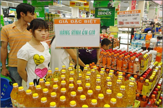 Giá hàng hóa thuộc danh mục bình ổn giá sẽ được công khai trên Internet.