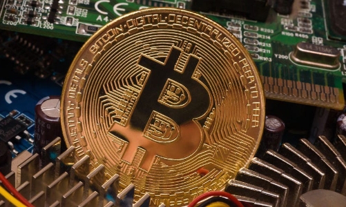 Bitcoin liên tục lập đỉnh, vì sao nhà đầu tư mới vẫn đổ xô mua?