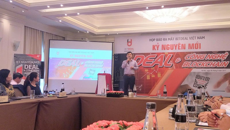 Bitdeal giúp người dùng săn hàng khuyến mãi, giảm giá.