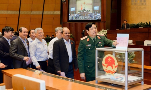 “Bộ trưởng trẻ phiếu cao ngất cũng không phải tốt”