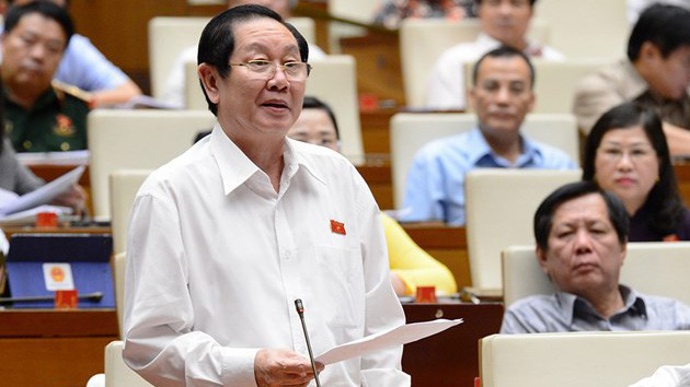 Bộ trưởng Bộ Nội vụ Lê Vĩnh Tân "chia lửa" với Bộ trưởng Nguyễn Ngọc Thiện 