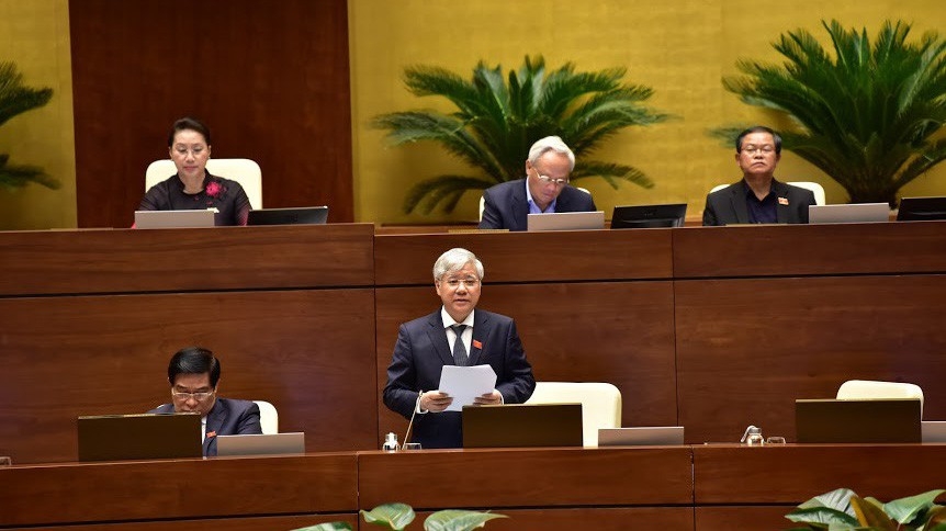 Bộ trưởng - Chủ nhiệm Ủy ban dân tộc Đỗ Văn Chiến phát biểu tại hội trường - Ảnh: Quang Phúc 