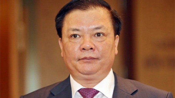 Bộ trưởng Đinh Tiến Dũng.