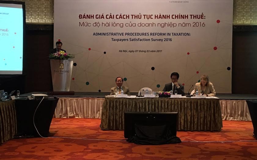 <span style="font-family: 'Times New Roman'; font-size: 15px;">Bộ trưởng Bộ Tài chính Đinh Tiến Dũng phát biểu tại hội thảo.</span>