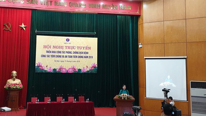 Bộ trưởng Nguyễn Thị Kim Tiến phát biểu tại hội thảo. 