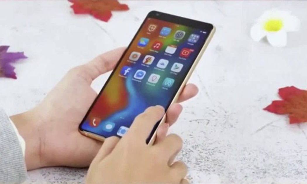 Mẫu điện thoại Bphone B60 của Bkav.