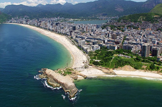 6 nền kinh tế lớn nhất thế giới hiện nay theo xếp hạng của CEBR là Mỹ, Trung Quốc, Nhật Bản, Đức, Pháp và Brazil.