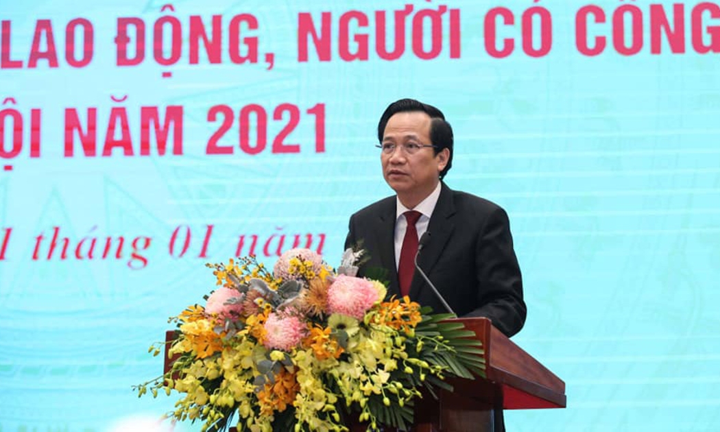 Bộ trưởng Đào Ngọc Dung phát biểu tại hội nghị sáng 11/1. Ảnh - Mạnh Dũng.