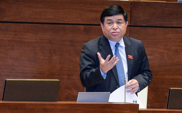 Bộ trưởng Bộ Kế hoạch và Đầu tư Nguyễn Chí Dũng: <span style="font-family: 'Times New Roman'; font-size: 15px;">Hôm nay tôi đến đây trong tâm trạng rất sảng khoái để nghe Thường vụ góp ý để tiếp thu chỉnh sửa chứ không nghĩ là vẫn nghe nói ngược như mấy tháng trước</span>