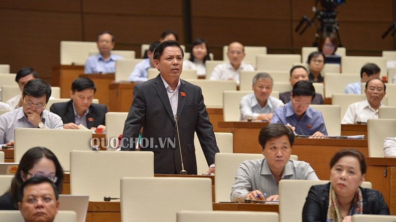 Bộ trưởng Bộ Giao thông vận tải Nguyễn Văn Thể trả lời chất vấn 