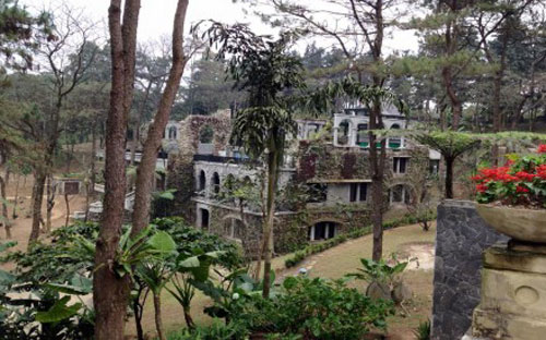 Một góc dự án Le Mont Bavi Resort &amp; Spa của công ty CFTD, nằm trong vườn quốc gia Ba Vì - Ảnh: Lao Động.<br>