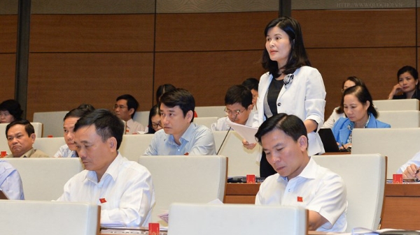 Kinh doanh dịch vụ đòi nợ: Không quản được thì cấm?