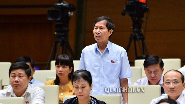 Đại biểu Bùi Văn Phương góp ý dự thảo Luật Giáo dục (sửa đổi) 