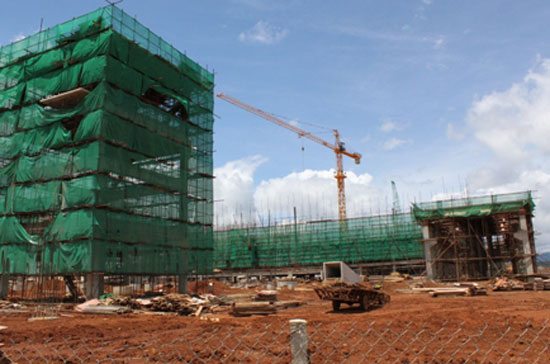 Thi công nhà máy alumina tại Lâm Đồng - Ảnh: Chinh phu.vn.