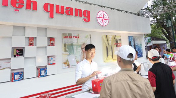  Công ty Cổ phần Bóng đèn Điện Quang bị nhắc nhở vì giao dịch cổ phiếu quỹ sai quy định.