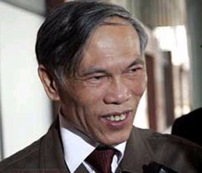 "Chúng ta cam kết nhưng chúng ta vẫn có quyền hạn chế việc mở thêm các điểm bán lẻ".