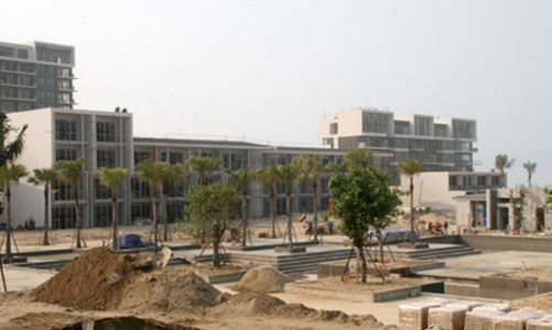 Đầu tư bất động sản: Ưu tiên nhỏ và xa