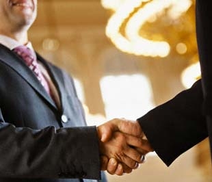 Đa số doanh nghiệp cổ phần hóa lựa chọn nhà đầu tư chiến lược là những tổ chức trong lĩnh vực tài chính, ngân hàng nhằm thu hút nguồn vốn, thay vì những tổ chức có kinh nghiệm quản lý, năng lực công nghệ, khả năng phát triển kinh doanh trong lĩnh vực hoạt động chính của mình.