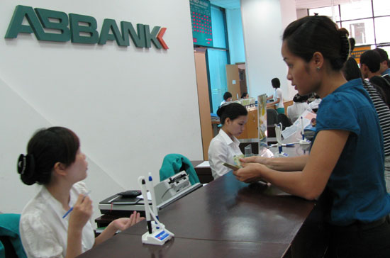 Năm 2010, số vốn ABBank tài trợ có thể lên đến 5.000 tỷ đồng, bao gồm tài trợ cho NPT cùng các đơn vị thành viên và các nhà thầu điện lực.