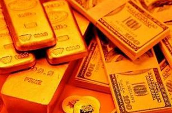 Nỗi lo về cuộc khủng hoảng nợ công ở khu vực châu Âu đang nâng đỡ giá vàng quanh vùng 1.520 USD/oz.