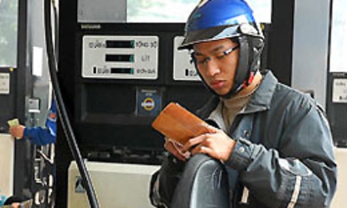 Đã bỏ ra khoảng 11.000 tỷ đồng bình ổn giá xăng dầu