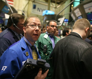 Chỉ số S&P 500 đã có thời kỳ tăng điểm kéo dài lâu nhất kể từ đầu tháng 4 đến nay - Ảnh: Reuters. 