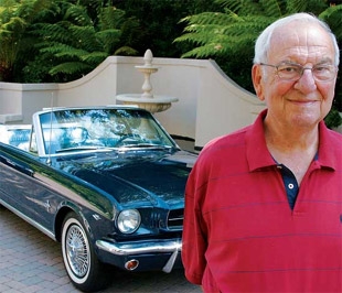 Lee Iacocca được gọi là “Ông tổ của Mustang”.