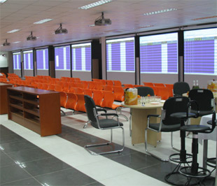 Trong bối cảnh hiện nay khi mà việc huy động vốn trên thị trường chứng khoán đang trở nên khó khăn do thị trường sụt giảm, công ty chứng khoán cũng rất khó trong việc tăng vốn.