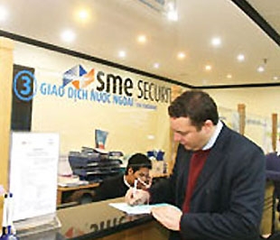 Tính đến ngày 1/7/2009, Trung tâm Lưu ký Chứng khoán đã cấp mã số giao dịch chứng khoán cho 13.036 nhà đầu tư nước ngoài, trong đó có 1.031 nhà đầu tư tổ chức và 12.005 nhà đầu tư cá nhân.