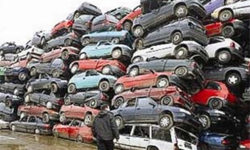 Bi hài giải pháp “thưởng dập xe cũ” ở Đức