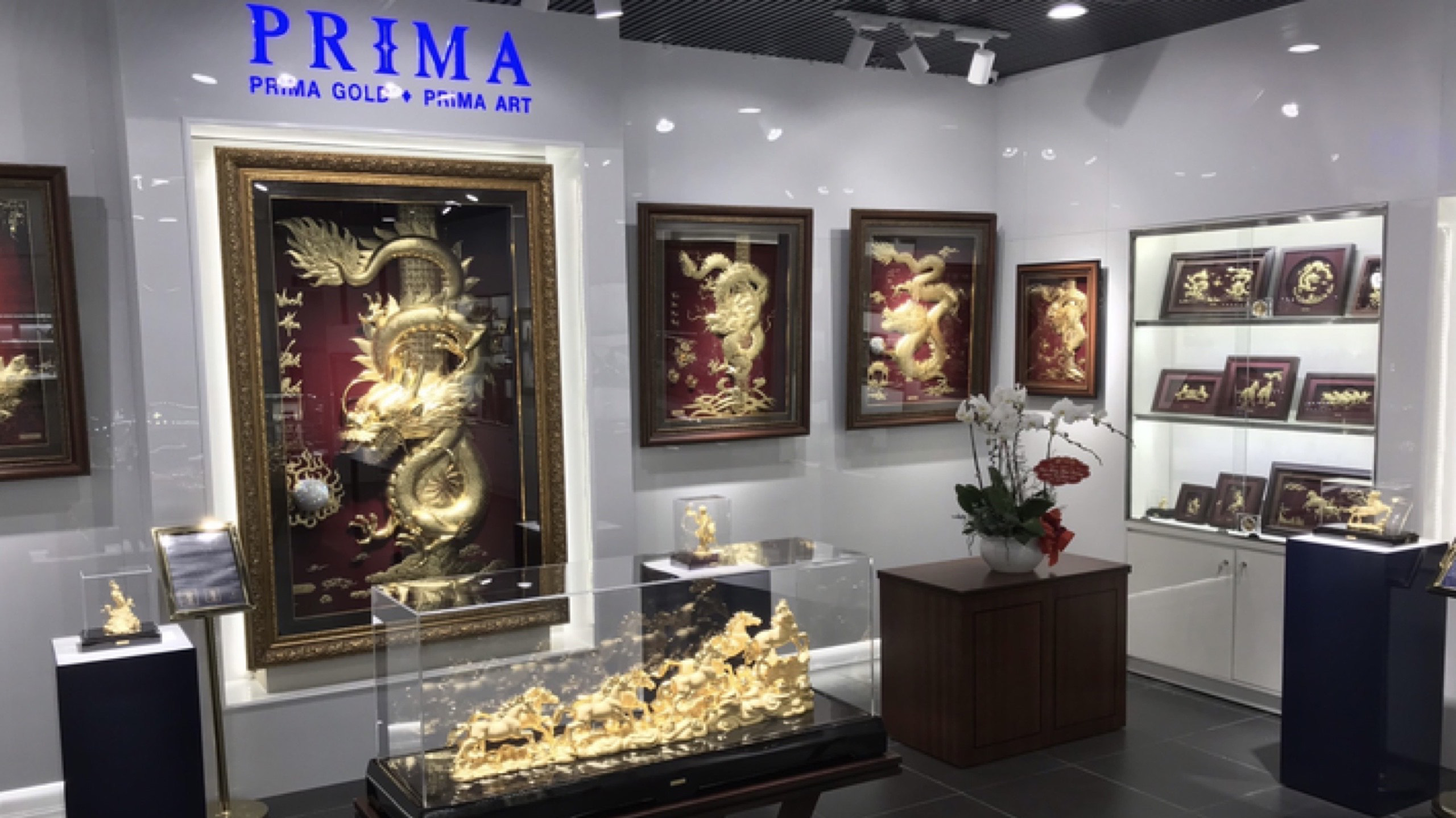 Quà tặng chế tác vàng mang nhiều giá trị về mặt tinh thần lẫn vật chất