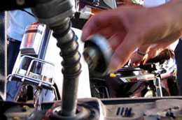 Giá xăng, dầu biến động mạnh thời gian vừa qua.