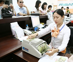 Tính đến ngày 18/6, dư nợ cho vay hỗ trợ lãi suất của nhóm ngân hàng thương mại cổ phần đạt 79.206,38 tỷ đồng.