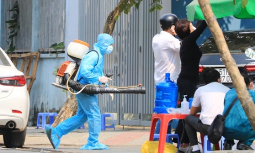 Tp.HCM thêm 2 ca nghi nhiễm Covid-19, một người là nhân viên Vietnam Airlines