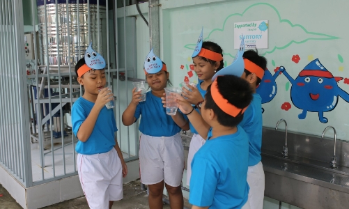 Từ ngày nước thế giới đến món quà nước quý giá