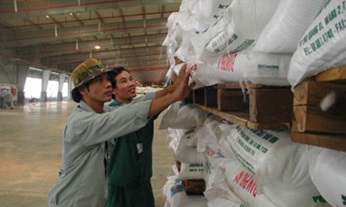 Tốc độ tăng giá vật tư, nguyên liệu cao hơn giá nông sản