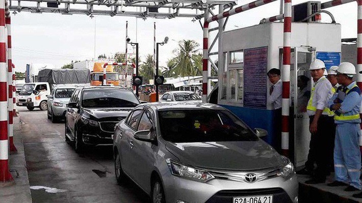 Trạm thu phí BOT Cai Lậy được lập ra để hoàn vốn cho dự án cải tạo, tăng cường mặt đường 26,4 km quốc lộ 1 qua Tiền Giang, đoạn qua thị xã Cai Lậy dài 11,1 km, sửa chữa 14 cầu kết hợp xây dựng tuyến tránh thị xã Cai Lậy dài 12,1 km với tổng mức đầu tư gần 1.400  tỷ đồng.