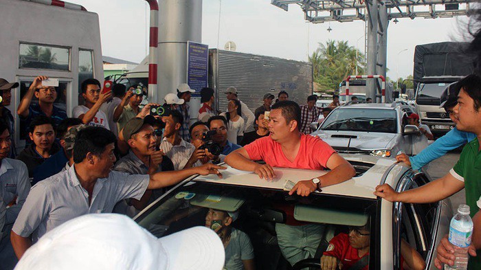 Trạm thu phí Cai Lậy đã từng gặp phản ứng dữ dội của người tham gia giao thông.