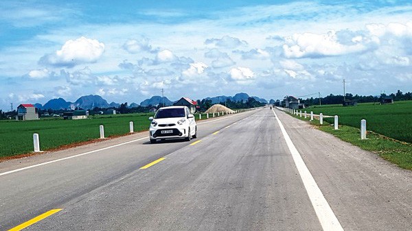 Dự án phân kỳ đầu tư giai đoạn 1 đường giao thông từ Cảng hàng không Thọ Xuân đi khu kinh tế Nghi Sơn số vốn góp thiếu so với cam kết 128,82 tỷ đồng.