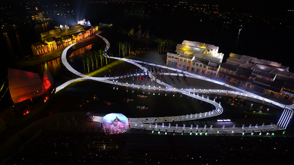 Mô hình Công viên văn hoá chủ đề Ấn tượng Hội An, lấy chương trình nghệ thuật biểu diễn thực cảnh "Ký ức Hội An" làm hạt nhân.