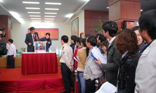 Căn hộ Nam Cường đắt hàng nhờ bán kiểu “tem phiếu”