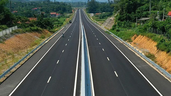 Tổng mức đầu tư dự án là 5.326,5 tỷ đồng (tăng 340,5 tỷ đồng), được chia làm 2 giai đoạn.